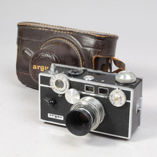 ARGUS C3 W 50MM F/3.5 CINTAR CASE LENS HOOD WORKS A GOOD SHOOTER