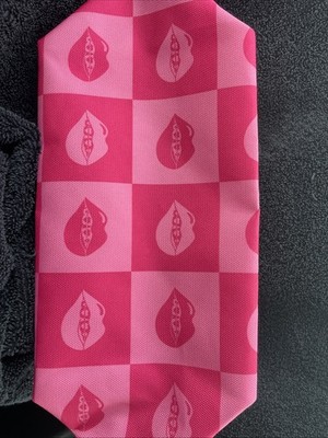 Benefit Cosmetics Makeup Large Pink Pouch Bag w/ Zip Closure - Give Lip Clutch