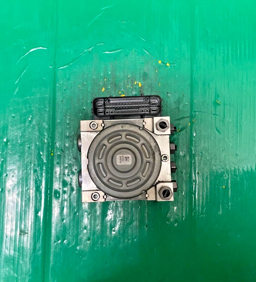 2019-2021 Ford Transit Connect ABS Anti Lock Braker Module & Pump KV6C-2B373-AF - Image 4 of 4