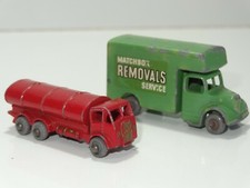 Matchbox Lesney 17 / 11 BEDFORD REMOVALS WITH BLACK OUTLINE & ERF ESSO (276)