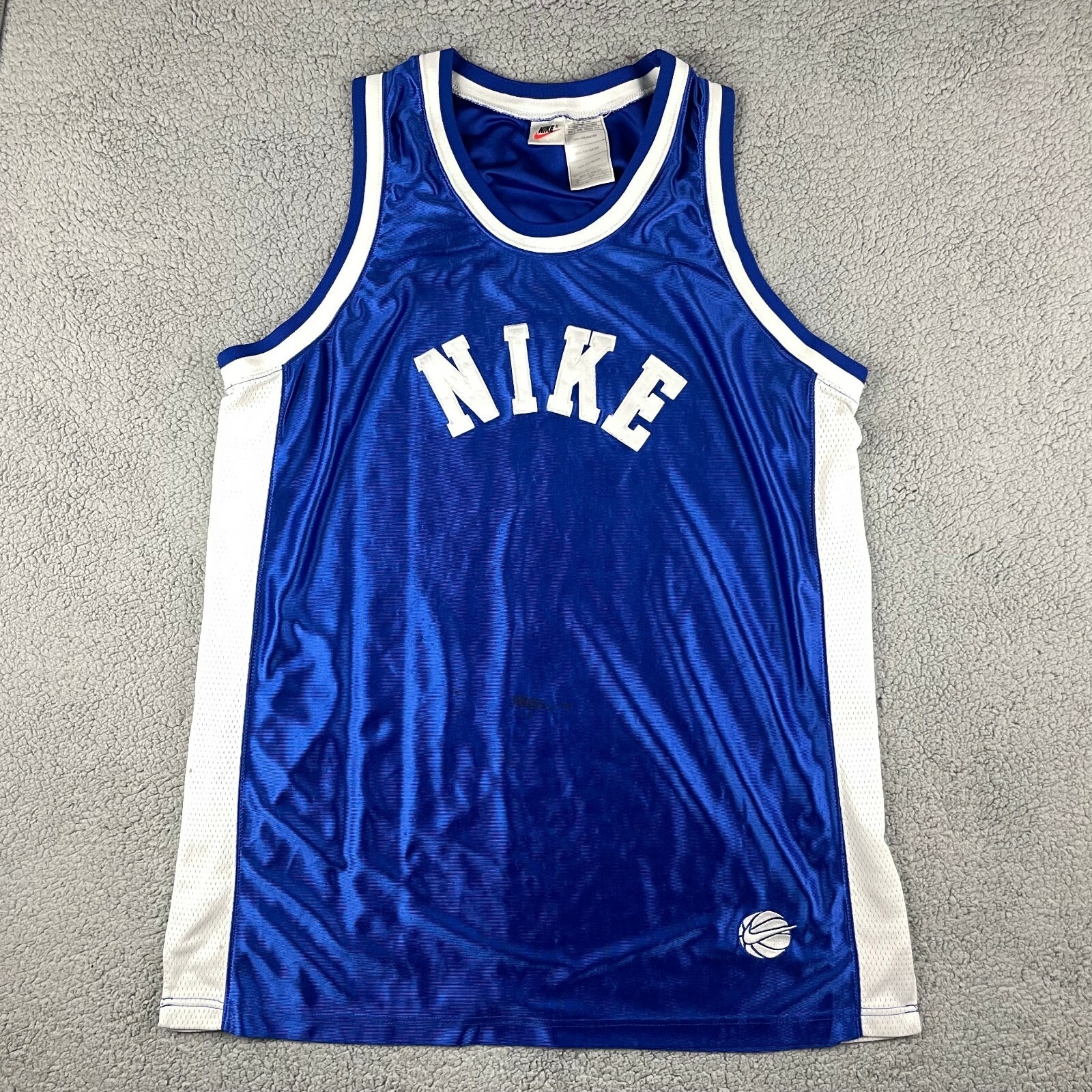 Nike Sportswear Women's Sleeveless Jersey Wave Dye Top. Nike ID