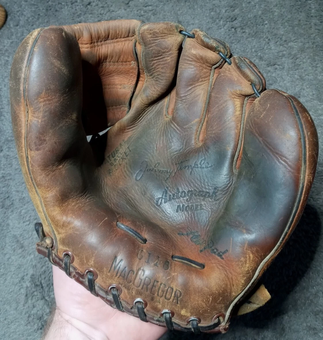 Vintage macgregor hotsell baseball gloves