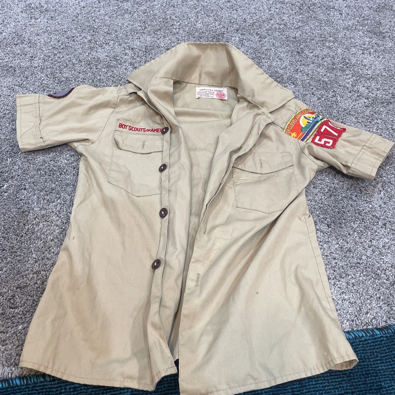 Boy Scout BSA Official Uniform Shirt, Youth Medium Cobra Patch Greater Cleveland