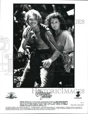 1995 Press Photo Geena Davis and Matthew Modine star in "Cutthroat Island"