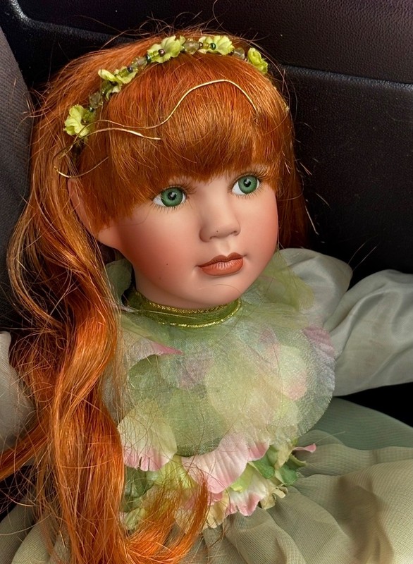 🕯️Haunted Doll Vessel~ SPIRIT GUIDE🌱 ”Sylvie” Celestial Spell Work Fae ~
