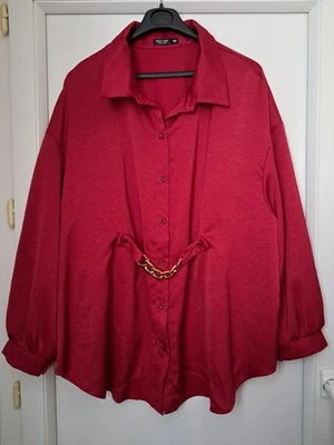 Tunique neuve taille 50-52 rouge déco dorée - Photo 1/4