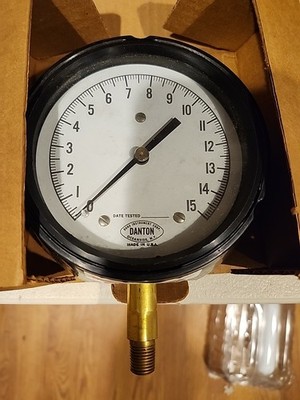 DANTON 4-1/2'' 0 - 15 VAC MADE IN USA GAUGE