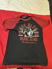 True Religion Black Maroon World Tour Graphic T Shirt Adult Large (FITS M)