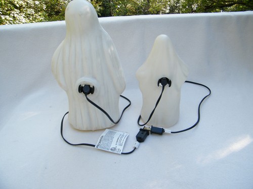 Vintage 2 Blow Mold Halloween Ghosts w Skulls (1981 Empire 9+" & 12+" Bayshore) - Picture 2 of 12