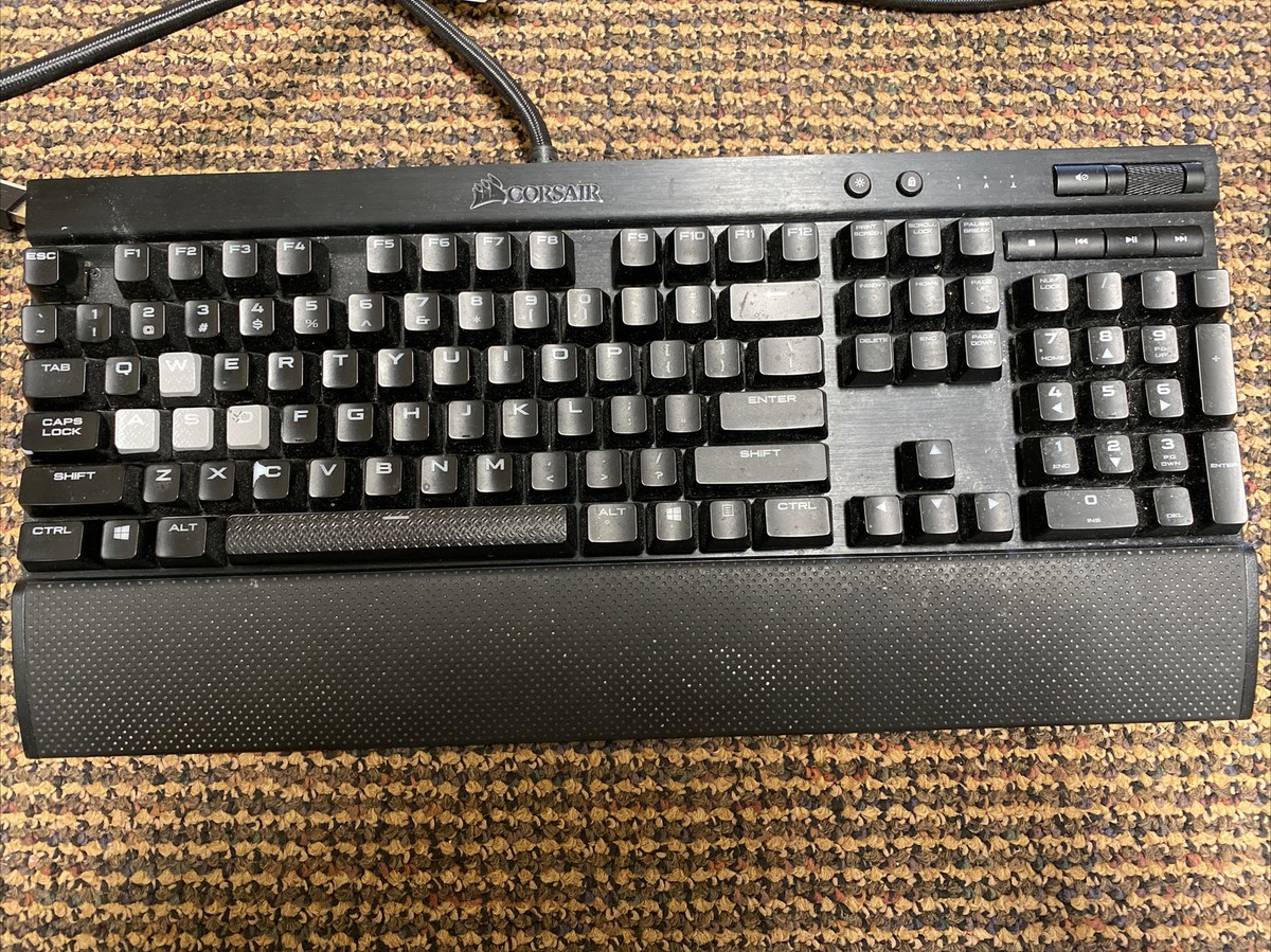 Corsair K70 RGB MK.2 RAPIDFIRE (CH9109018NA) Wired Gaming Keyboard