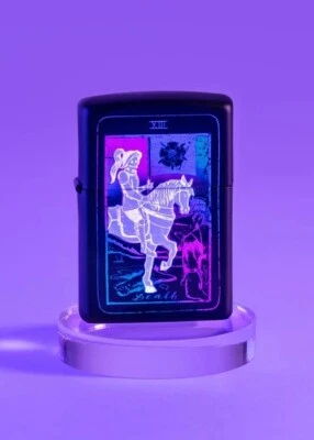 ZIPPO ★ BLACK LIGHT TAROT CARD
