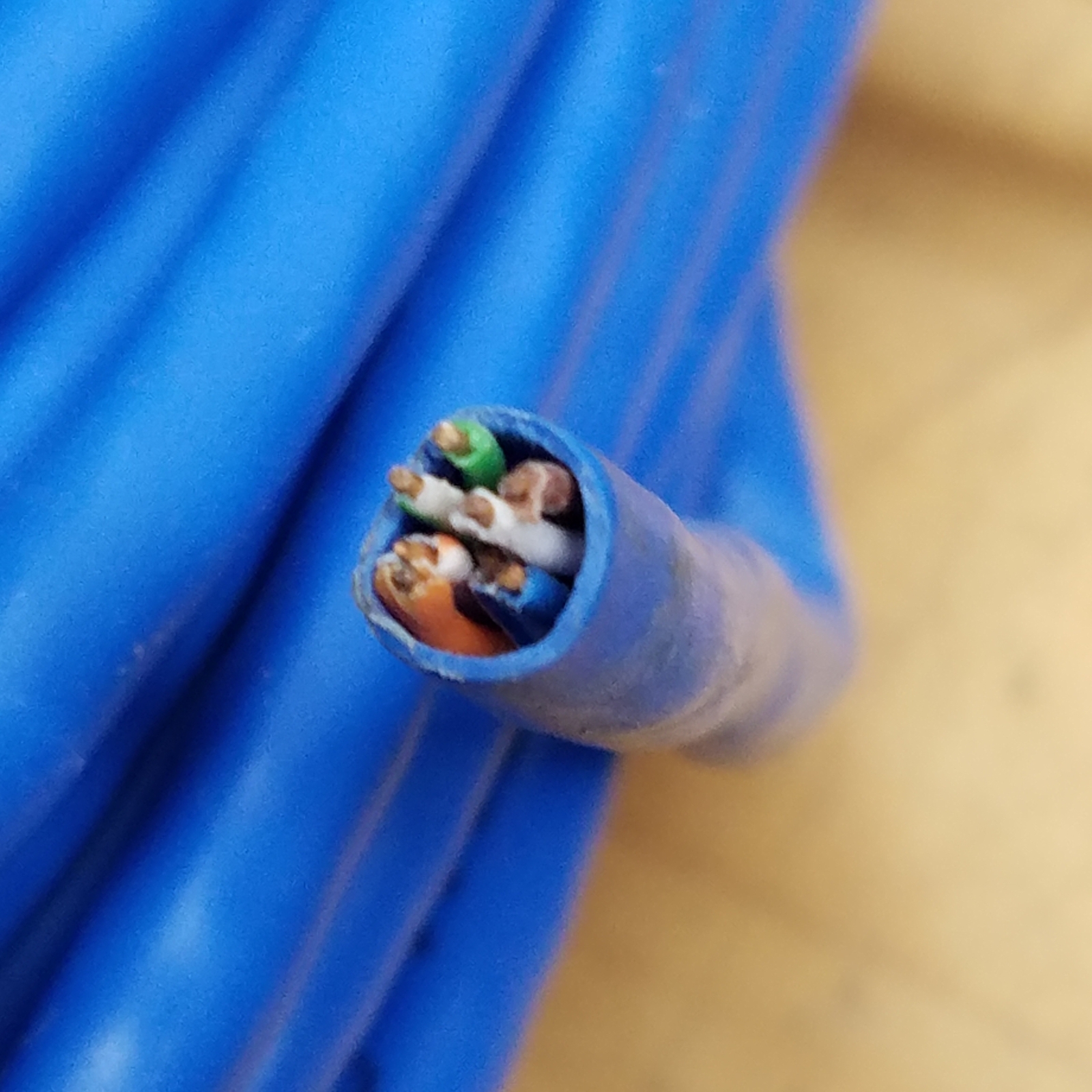 General Cable 6NP4P24BLPGCCPVCE Gen Speed 6 Cat 6 Riser NEW eBay