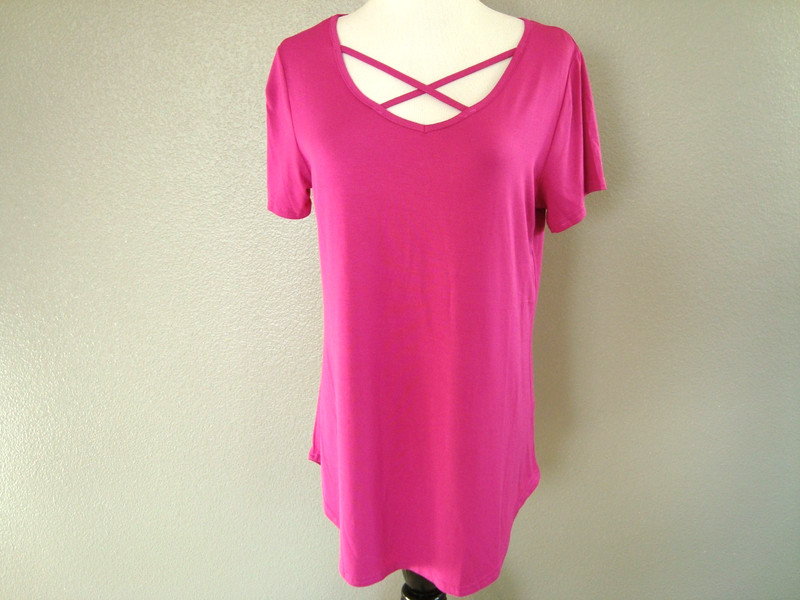 New  Womens Top Pink Crisscross Neck Short Sleeve Tee Shirt sz M