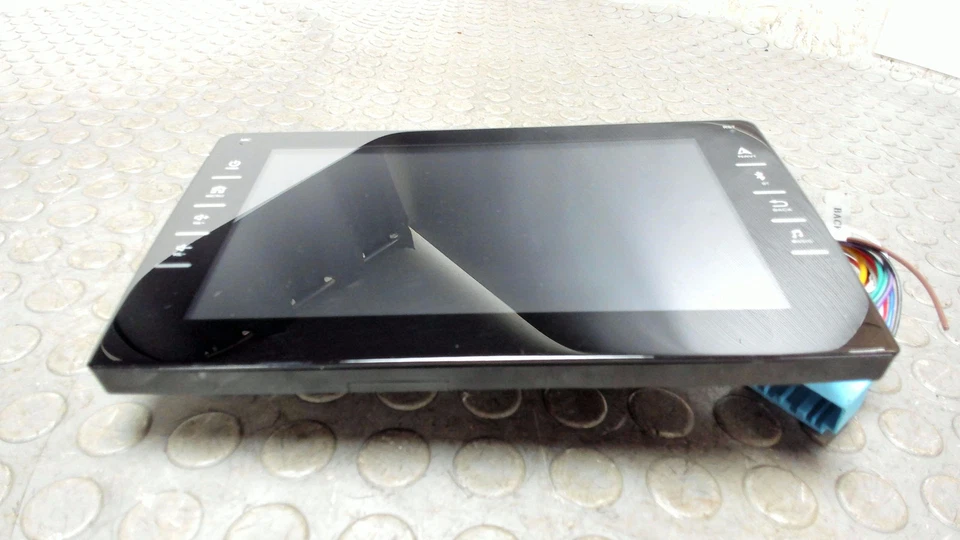 Radio ( Touchscreen / Zubehör ) Suzuki Swift 1.3 MZ 12 Monate Garantie - Bild 4 von 4