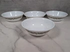 Vintage Corelle Spring Blossom/Crazy Daisy Set of 4 Cereal/Soup Bowls