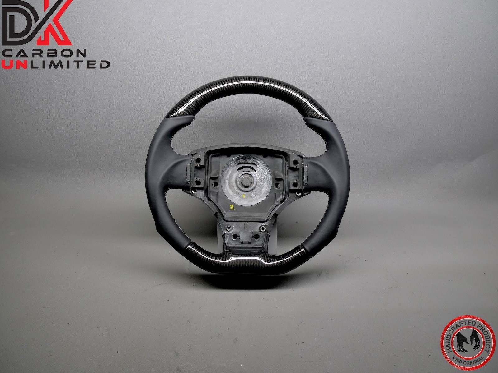 Aston Martin Vantage Vantage Steering wheel Gray