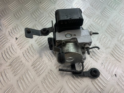 Triumph Tiger 800 ABS Pumpe Baujahr 2011-2014 (CMB1113)
