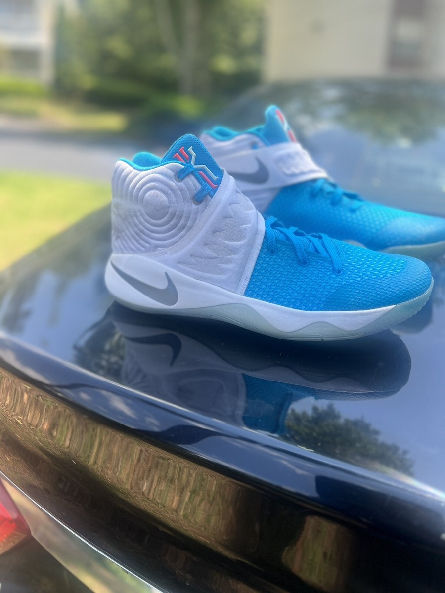 Size 12.5 - Nike Kyrie 2 Christmas 2015 | eBay