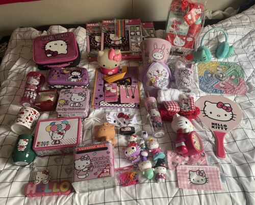 Lot of Hello Kitty Items - Collectibles - Afbeelding 1 van 8