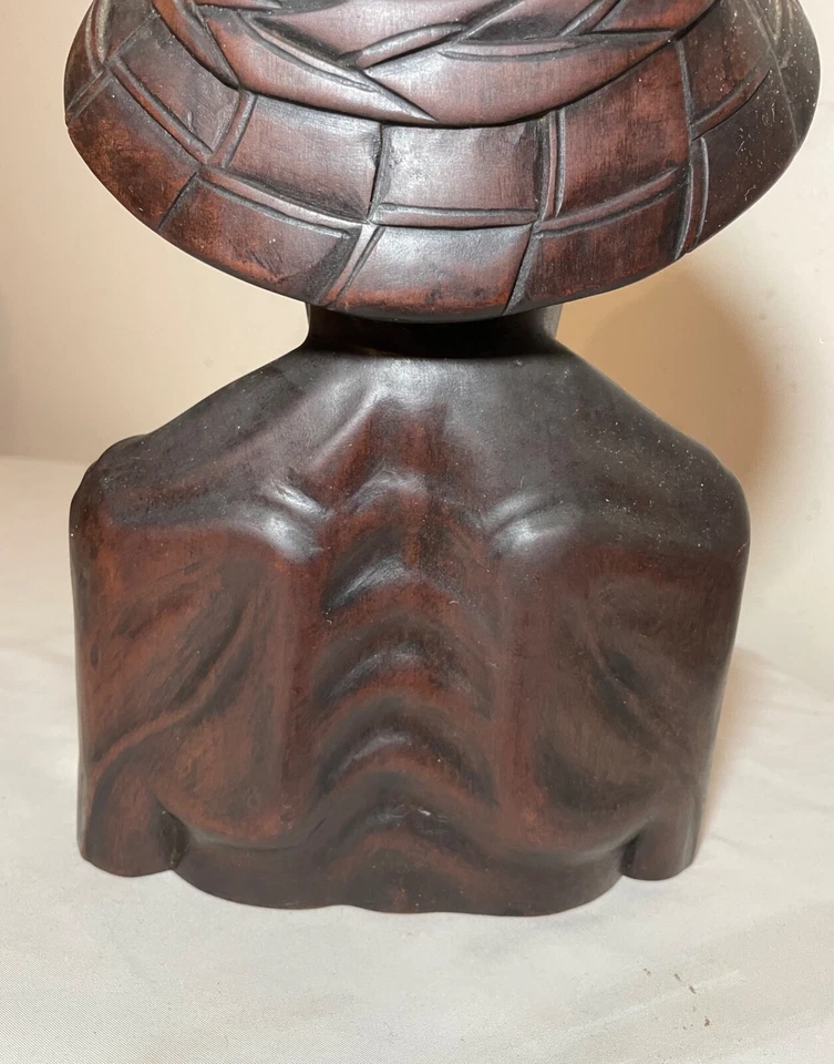 Antiguo busto escultura estatua busto anciano balinés madera tallada a mano Foto 3 de 4