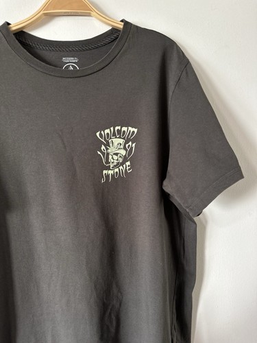 VOLCOM STONE Earthly Delight Skeleton Hand Mens Medium T-Shirt - 100% Cotton - Picture 3 of 4