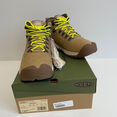 KEEN NXIS Explorer Mid WP Hiking Boots Size 9.5 Safari Birch NIB $180 Retail