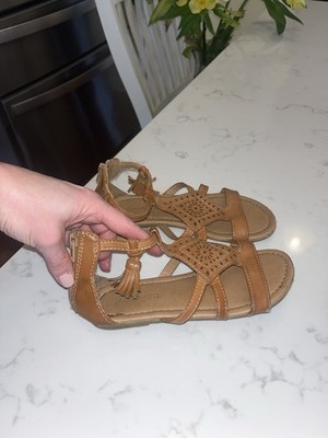 American Eagle Brown Strappy Sandals Tassel Cut-Out Girls Size 13.5