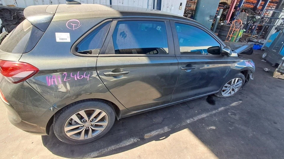 Hyundai I30 Pd Instrument Cluster - image 2 of 4