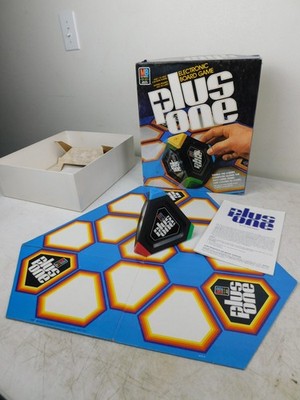 PLUS ONE Electronic Board Game Computer 1980 Milton Bradly in Box Toy ~ no power