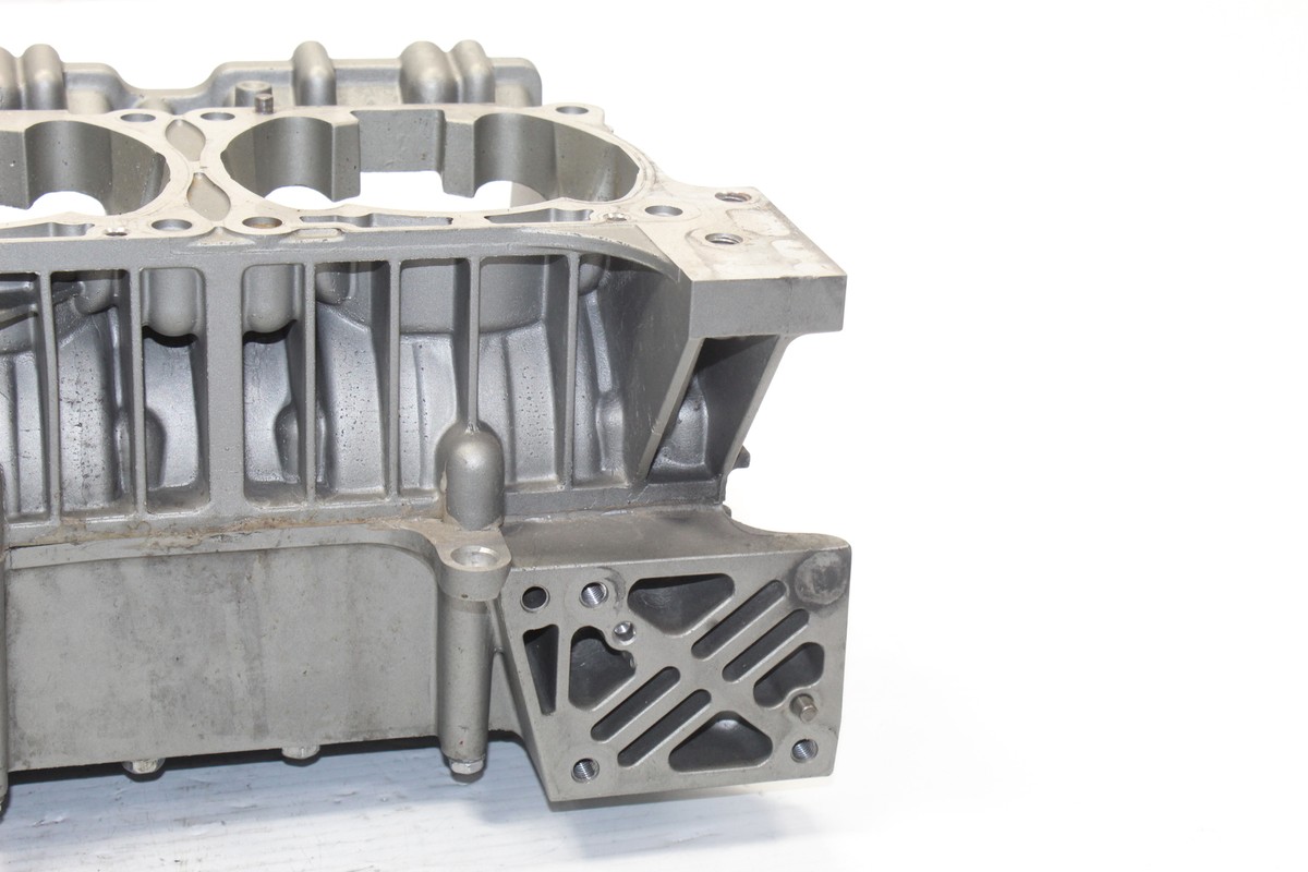 03-08 Yamaha Gp1300r Engine Crank Cases Crankcase Block GPR 03-08 Yamaha Gp1300r Engine Crank Cases Crankcase Block GPR