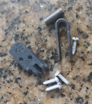  FLEXIBLE STEEL LACING CO. V BELT FASTENERS NO.B214. 9packages