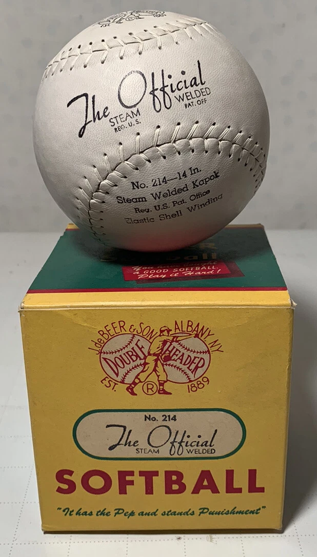 Boule de Noël Spitz de Poméranie dans sa boîte cadeau