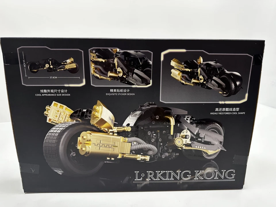 K Box 10539 Final Fantasy VII Motorcycle Collectible Motor Bike 1:10 Scale Set - Image 4 of 4