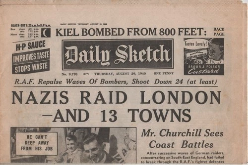 GREAT BRITAIN 29/8 1940 DAILY SKETCH NEWSPAPER: NAZIS RAID LONDON AND 13 TOWNS