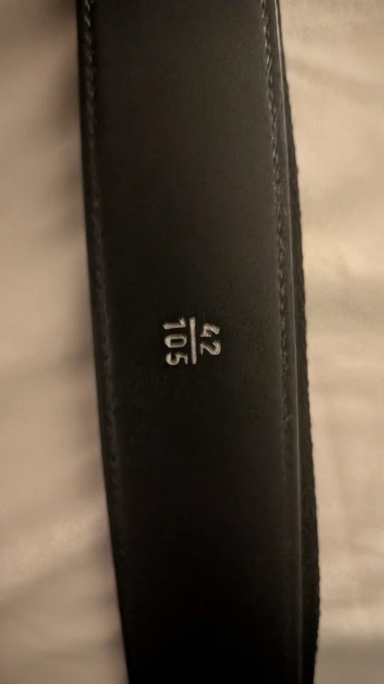 Cinturón de cuero con hebilla de montaña rusa PRADA en negro Foto 4 de 4