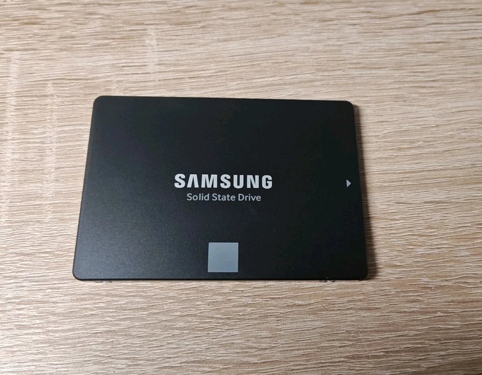 Samsung 860EVO 500GB SSD with Windows 11 Pro! - Hard Drive 2.5" inch | Laptop Fit - Image 3 of 3
