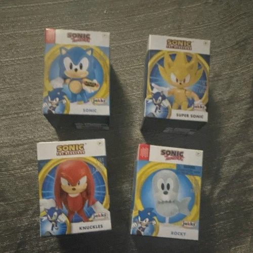Jakks Pacific Sonic the Hedgehog Figure Sonic Super Sonic Knuckles Rocky Boxed