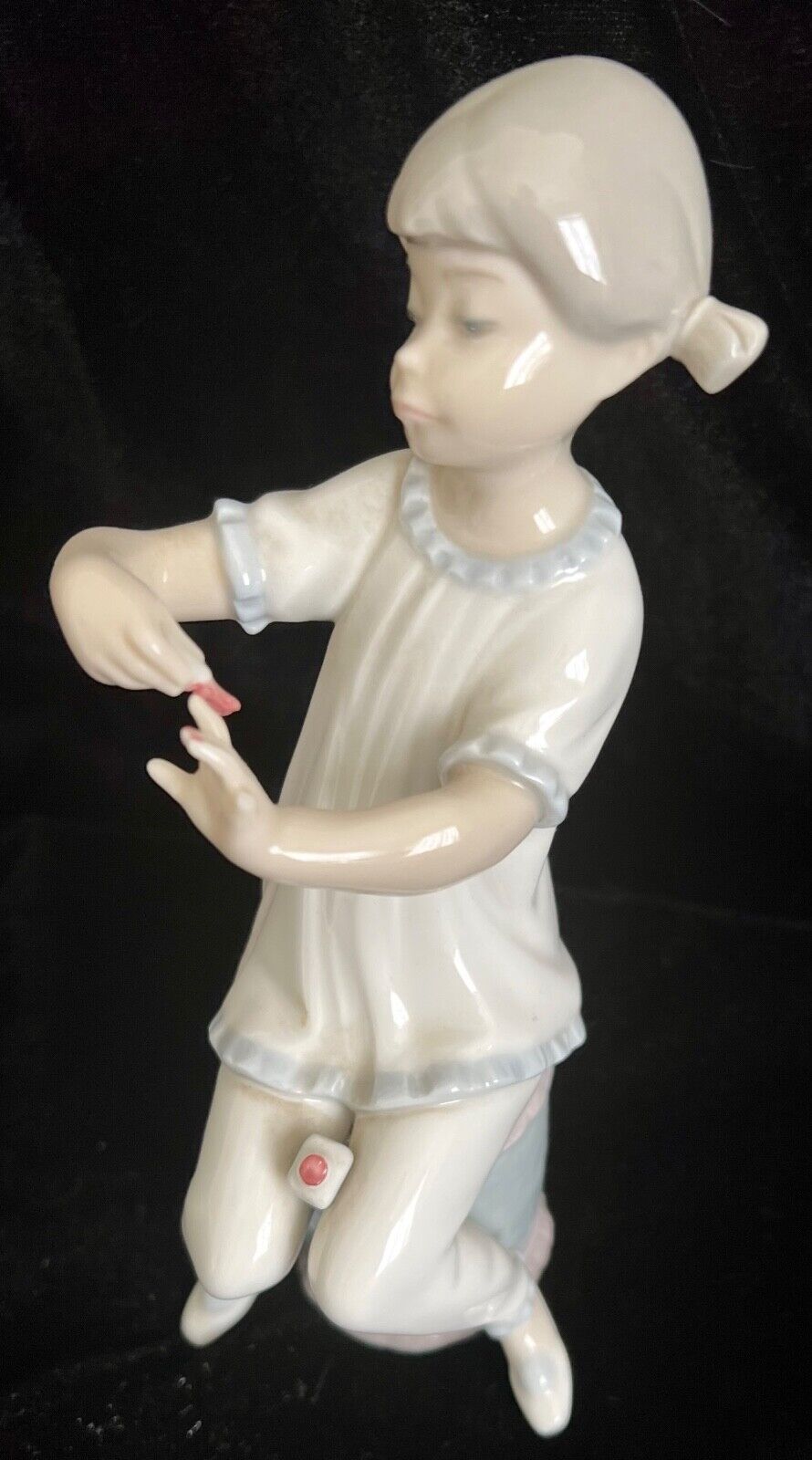 Vintage Lladro #1082 Girl Manicuring Nail Polishing Porcelain Figurine, Retired