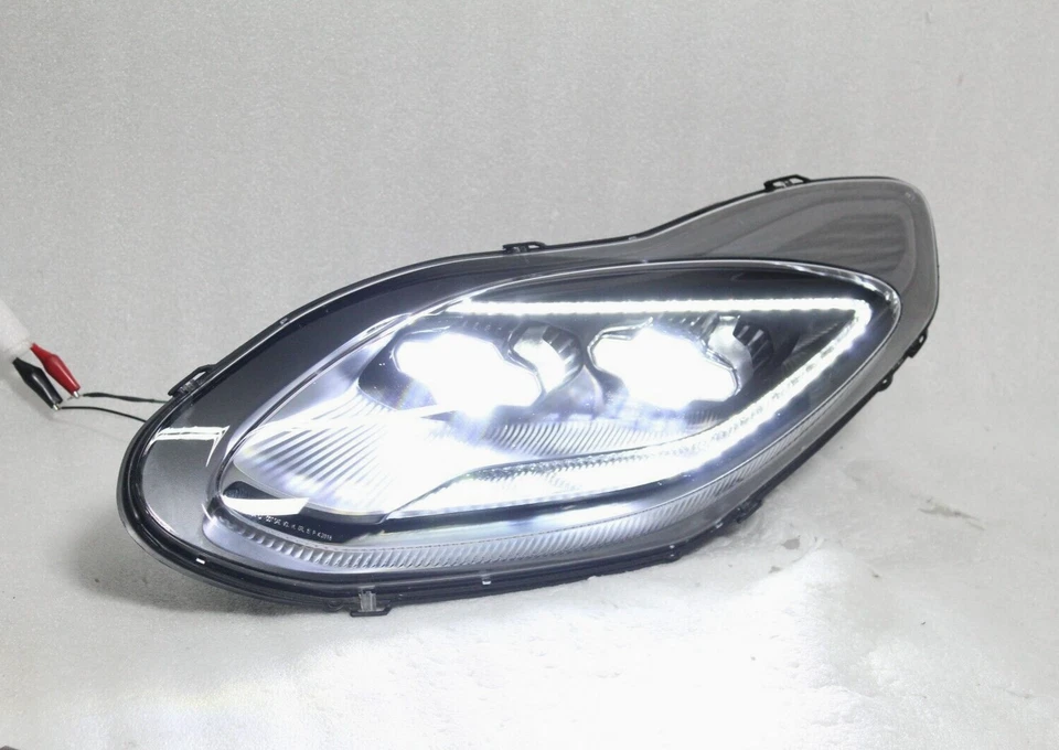 СОВЕРШЕННО НОВЫЙ! ЛЕВАЯ СВЕТОДИОДНАЯ ФАРА ASTON MARTIN DBS 2018-2024 ЛЕВАЯ СО СТОРОНЫ ВОДИТЕЛЯ ОТ ОРИГИНАЛЬНОГО ПРОИЗВОДИТЕЛЯ - Изображение 2 из 4