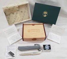 ILM Industrial Light Magic VFX Levenger Wood Private Affairs Box Crew 1999 Pin 