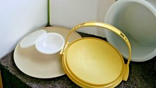 Tupperware Vintage Cake/Cookie Taker 10"  Serving/Chip  Dip Tray Excellent