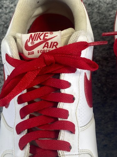 Nike Air Force 1 Zapatilla 11 Blanco Charol Bajo Rojo Entrenador Atlético - Imagen 4 de 10