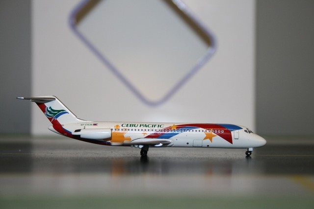 Aeroclassics 1:400 Cebu Pacific Douglas DC-9-32 RP-C1536 Die-Cast Model Plane Aeroclassics 1:400 Cebu Pacific Douglas DC-9-32 RP-C1536 Die-Cast Model Plane