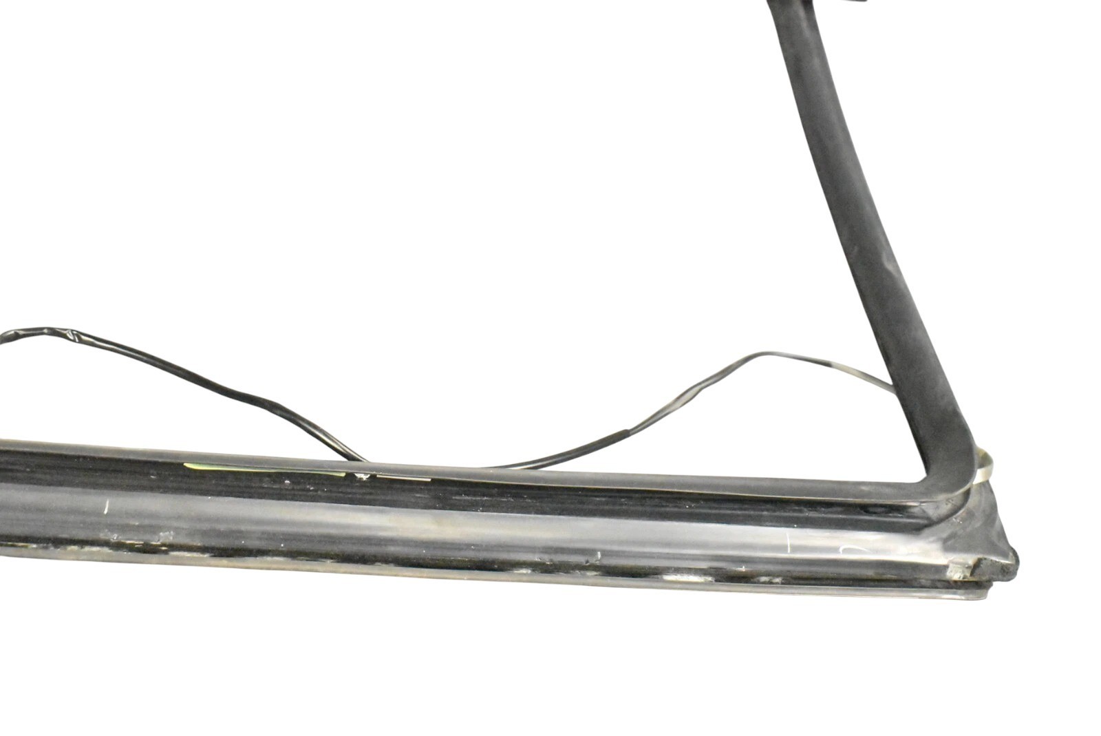03-13 Maserati Quattroporte Rear Right Passenger Window Weather Strip Seal Oem