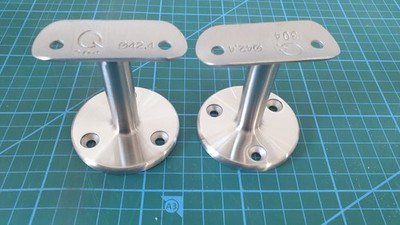 Q-railing Handrail bracket, wall, MOD 0708, 304; 130708-042-12