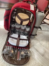 Red Envelope Picnic Backpack Insulated Wine Cooler Service for 4 New with Tag