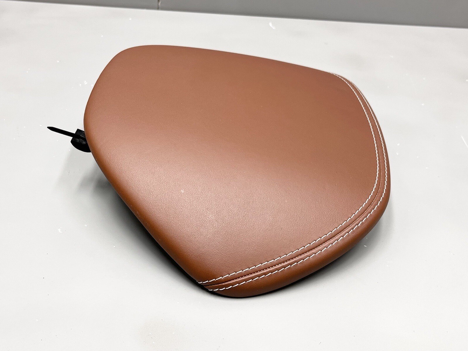 ⭐️2017-2020 MASERATI LEVANTE M161 OEM SPEEDOMETER TRIM PANEL - BROWN 670043348