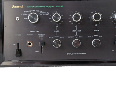 Sansui AU-999 amplifier in good working condition. 50 Watts RMS