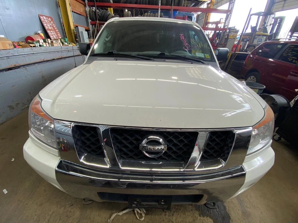 Compresor de aire acondicionado usado se adapta a: Nissan Titan 2009 desde 12/06 grado C Foto 3 de 4