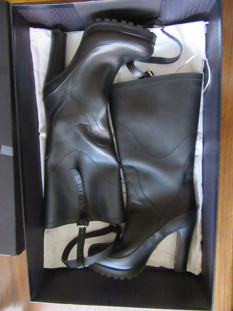 靴 PRADA CALZATURE DONNA RAIN BOOTS Prada Rubber Logo Pull-On Rain Booties size 36 | eBay